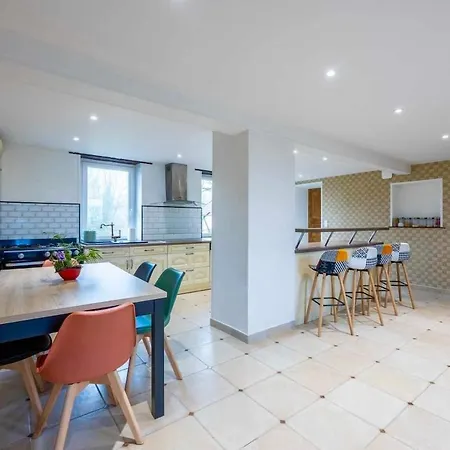 De Charme -14 Personnes - Piscine Chauffee - Tatil Evi