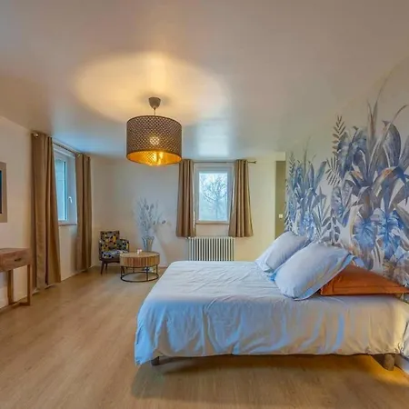 De Charme -14 Personnes - Piscine Chauffee - *