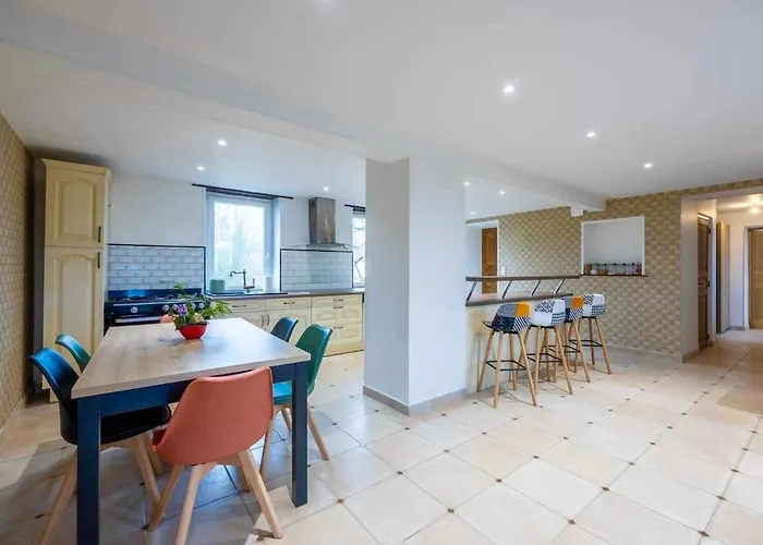 De Charme -14 Personnes - Piscine Chauffee - Feriehus