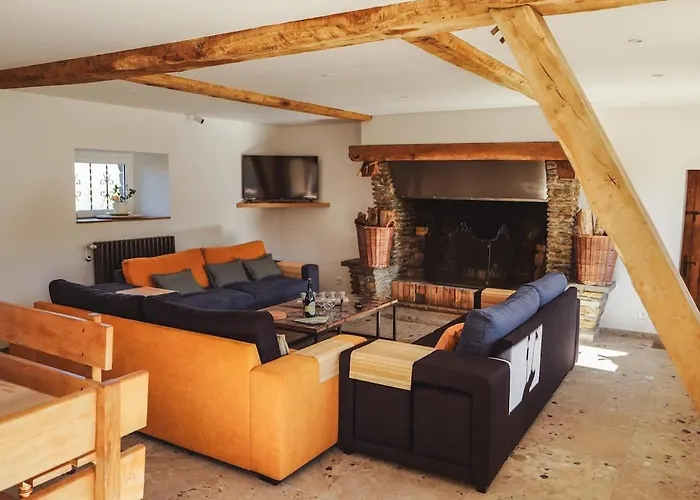 De Charme -14 Personnes - Piscine Chauffee - Clécy