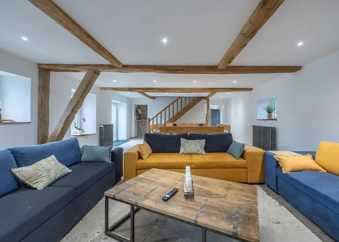 De Charme -14 Personnes - Piscine Chauffee -