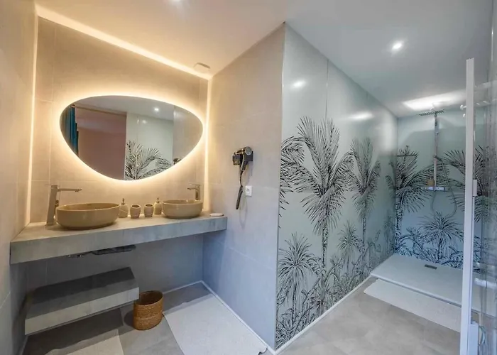 Feriehus De Charme -14 Personnes - Piscine Chauffee - Clécy