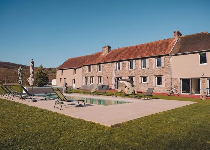 De Charme -14 Personnes - Piscine Chauffee - Feriehus Clécy