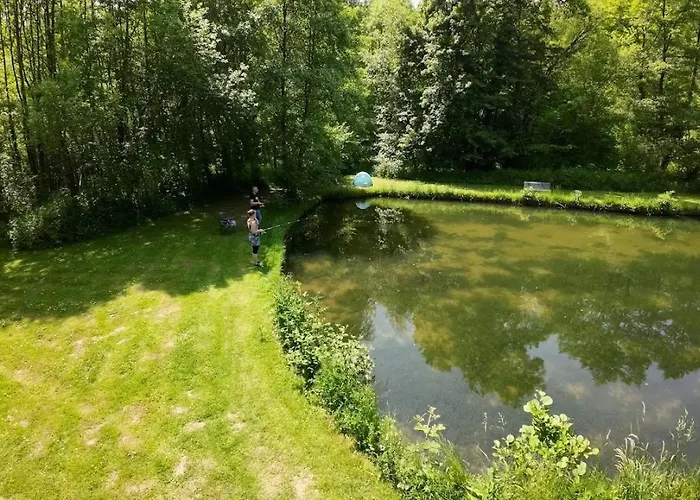 De Charme -14 Personnes - Piscine Chauffee -