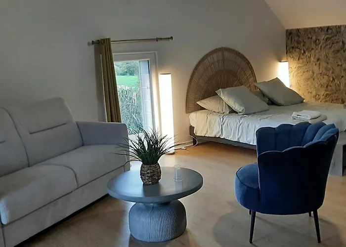 Feriehus De Charme -14 Personnes - Piscine Chauffee - *