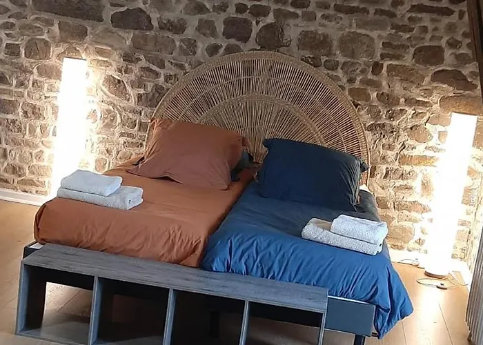 De Charme -14 Personnes - Piscine Chauffee - * Clécy